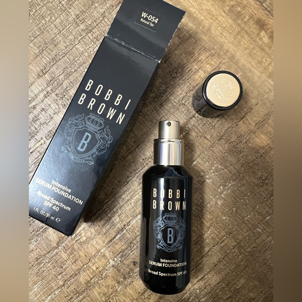 Bobbi Brown: Intensive Serum Foundation